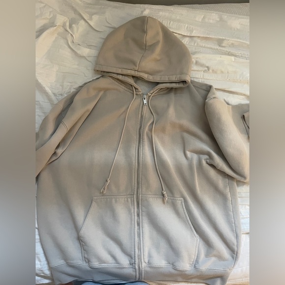 Brandy Melville Jackets & Coats Brandy Melville Oversized Zip Up